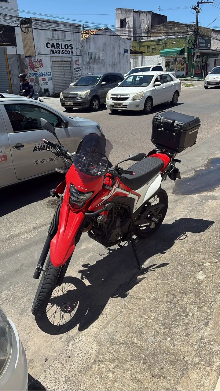 TORNADO 300 ( em financiamento)