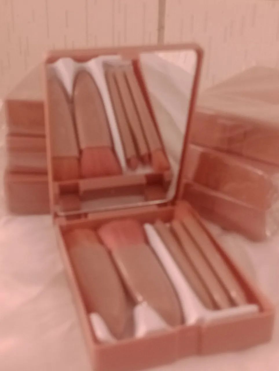 KIT MINI PINCÉIS COM CASE E ESPELHO PARA REVENDA OU LEMBRANCINHA - Foto 3