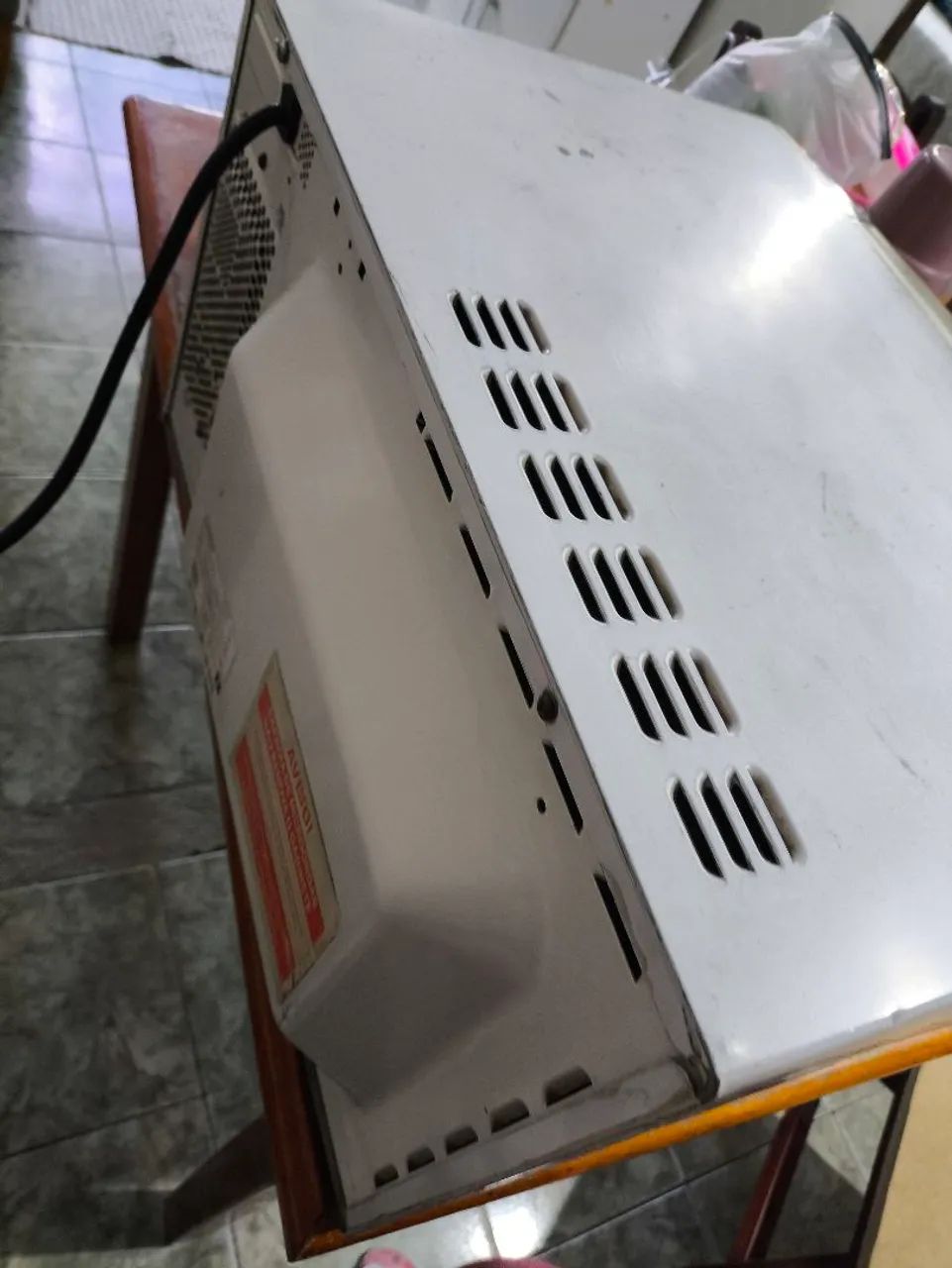 Micro-ondas Electrolux MEF41 - Foto 4