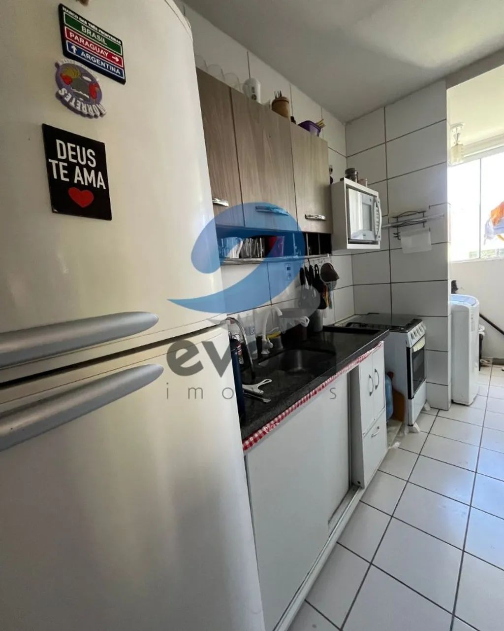VENDE-SE APARTAMENTO DE 2 QUARTOS NO VIA PARQUE!<br>