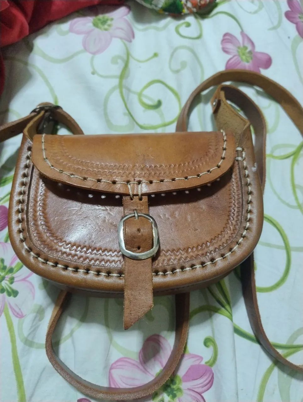 Bolsa pequena couro legítimo 