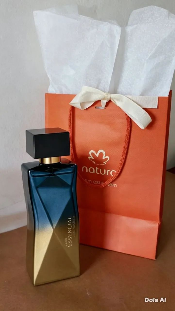 DEO PARFUM ESSENCIAL OUD 