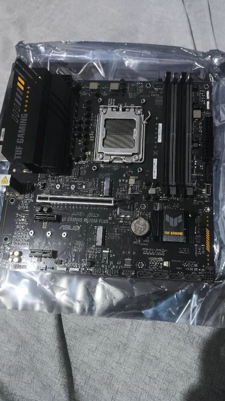 Placa Mae Asus TUF Gaming A620M-PLUS