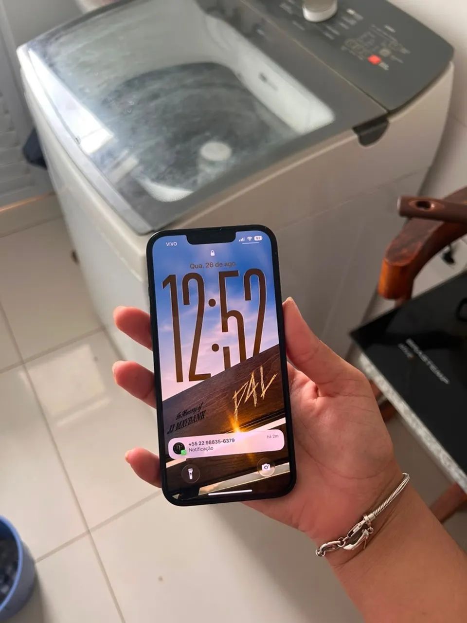 IPHONE 13 - 256gb - Cor meia - noite  - Foto 2