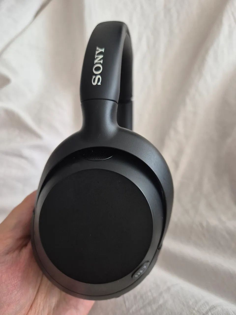 Sony ULT Wear