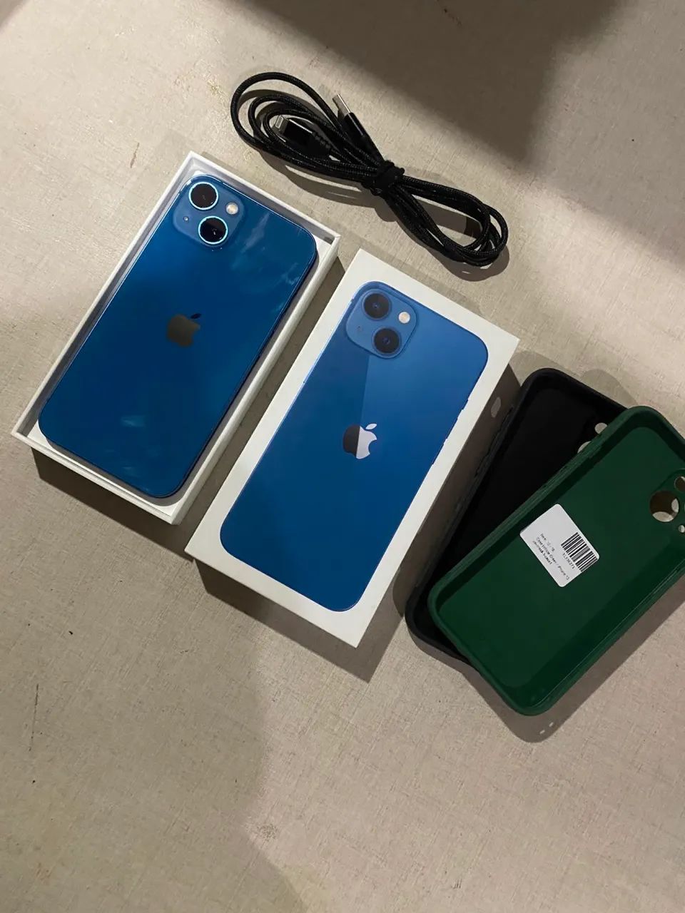 iPhone 13 - 128GB com caixa - Celulares e Smartphones - Centro