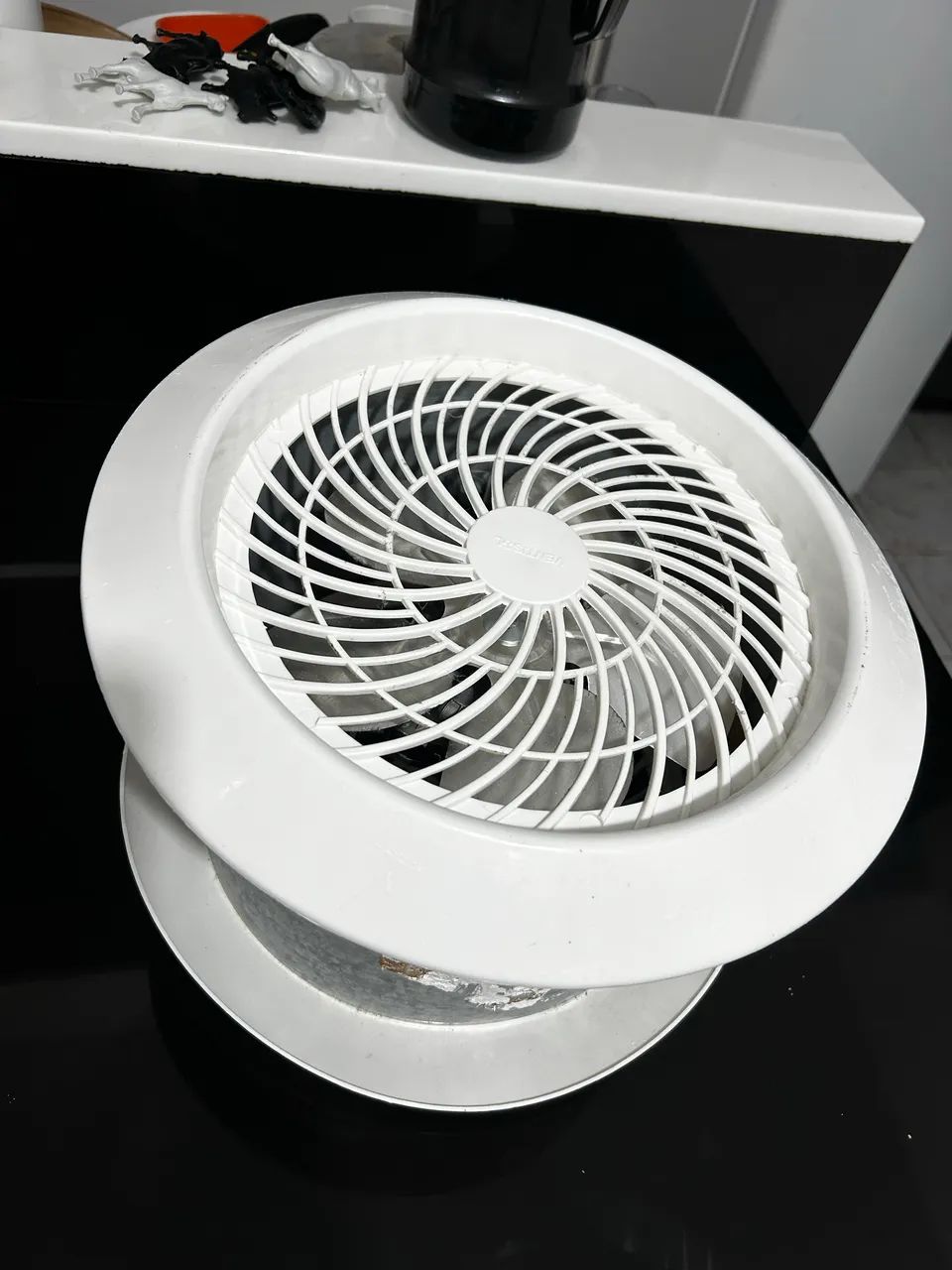 Exaustor Ventisol 25cm Branco 220v - Foto 2