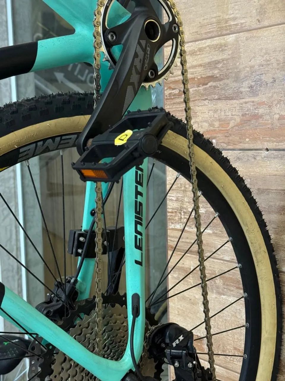 Bicicleta Aro 29 com quadro de Carbono  - Foto 3