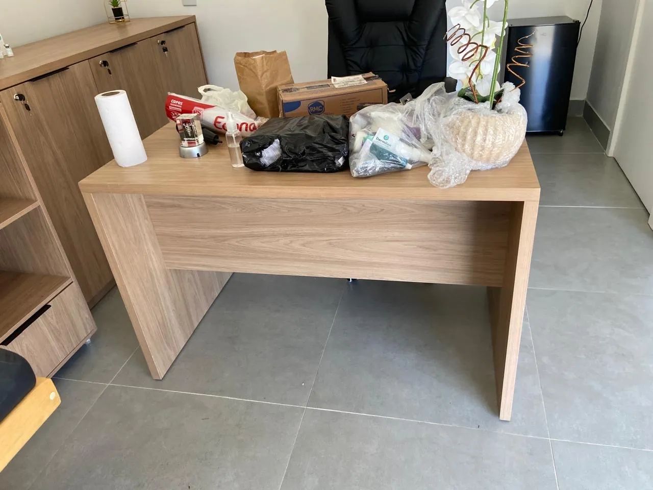 Mesa escritório e cadeira 