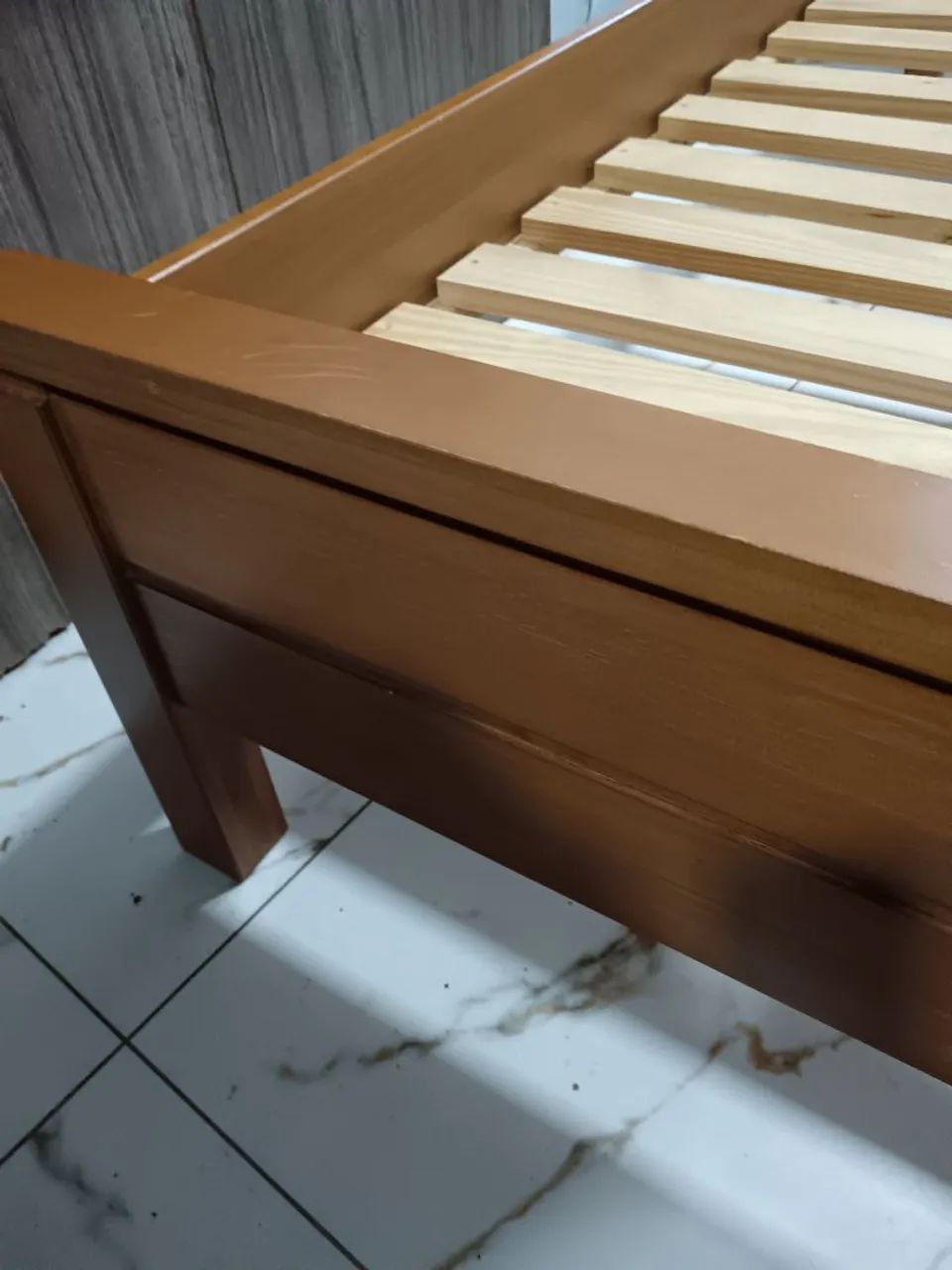 Cama de Solteiro de Madeira Maciça  - Foto 2