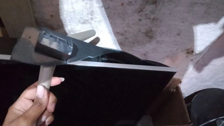 TV TCL 49" para retirar peças - Foto 6
