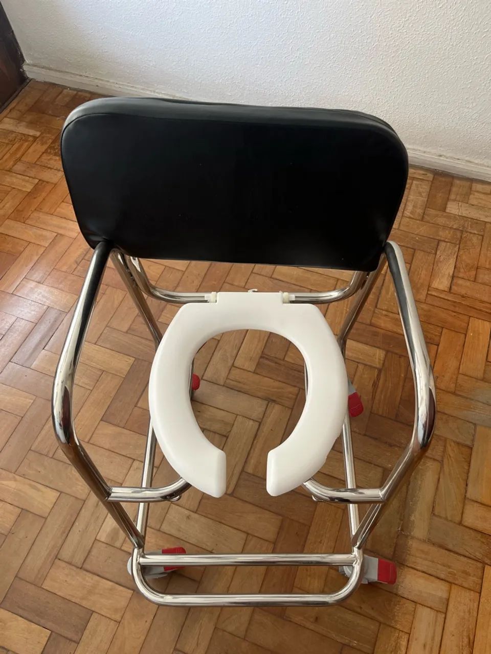Cadeira Higiênica - Foto 5