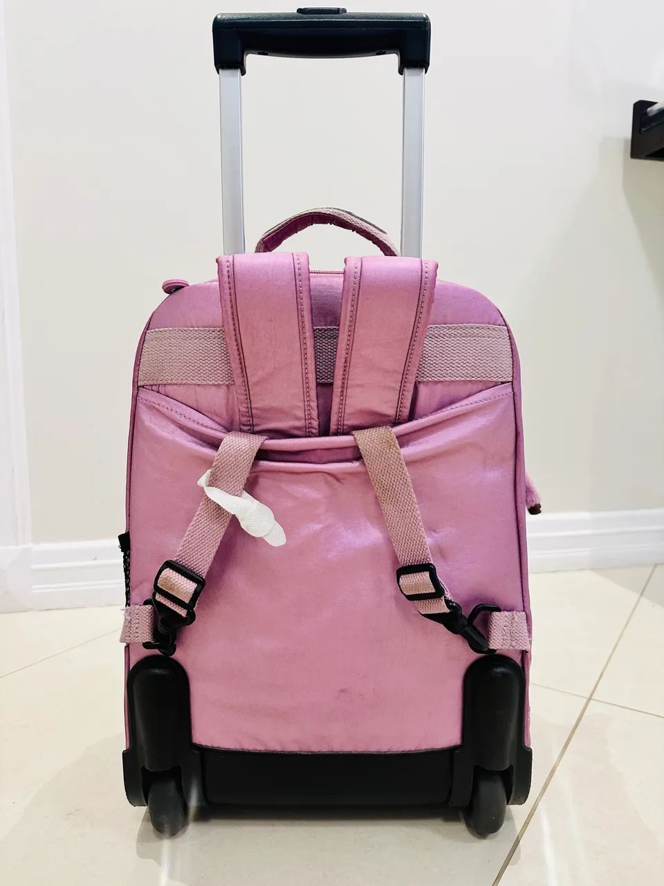 Mochila Kippling de rodinhas  - Foto 3