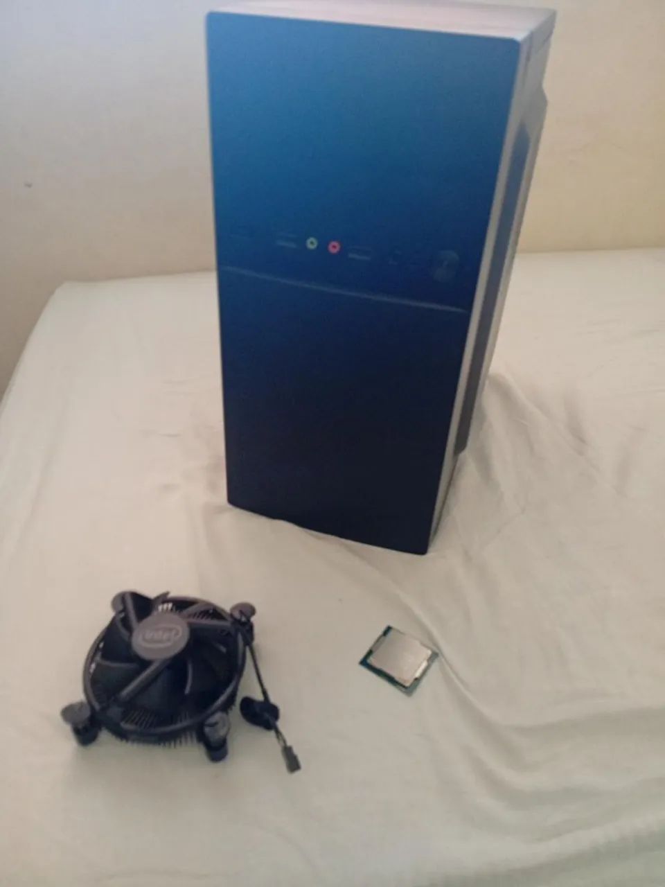 Gabinete, i3 10105 e cooler 