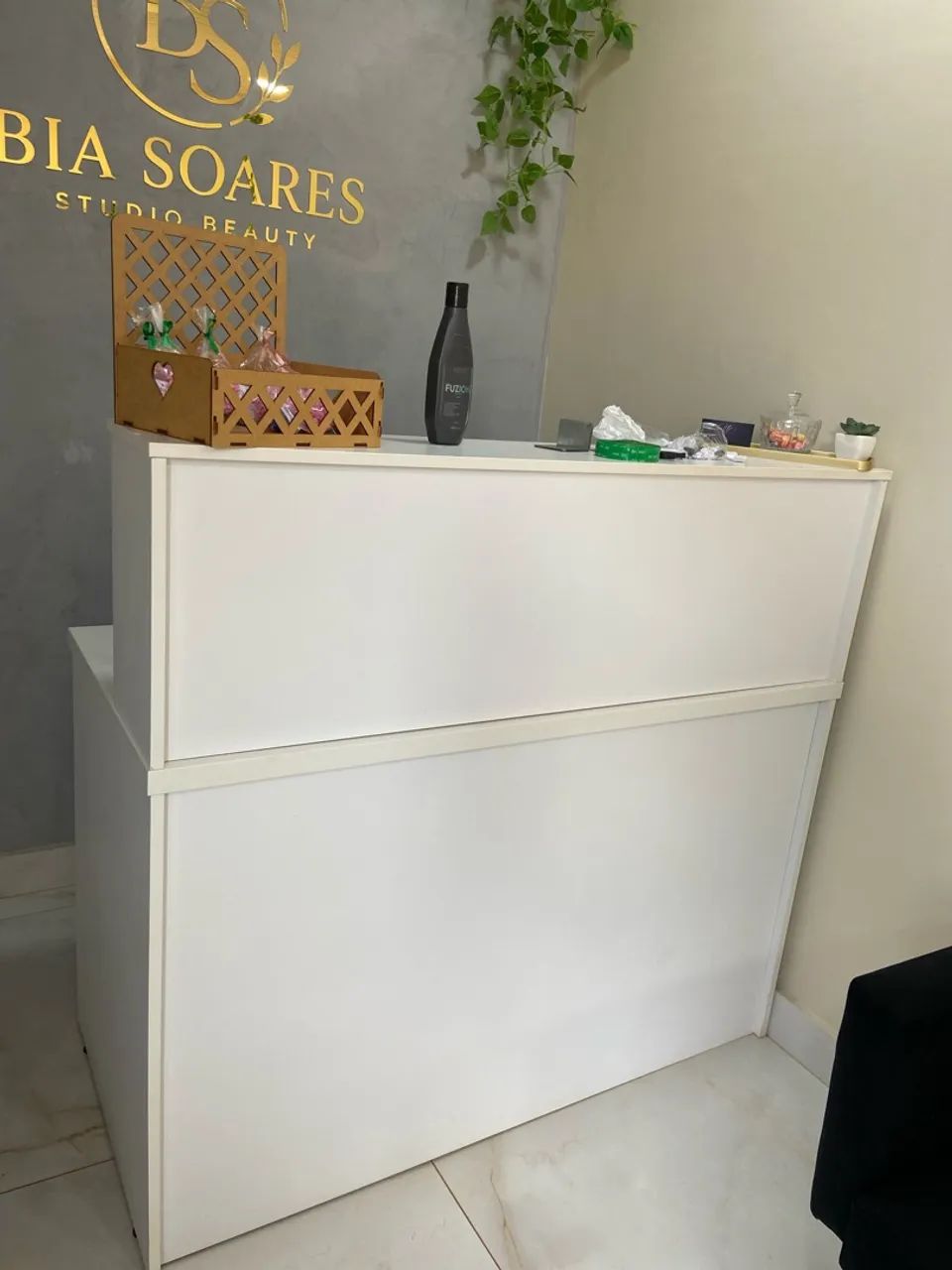 Vendo balcão de recepção 