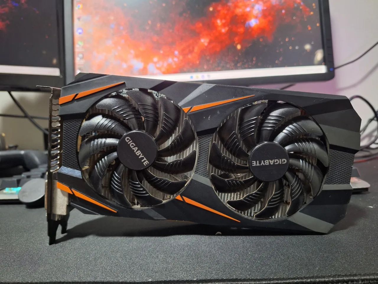 Placa de vídeo GTX 1060 3g Gigabyte