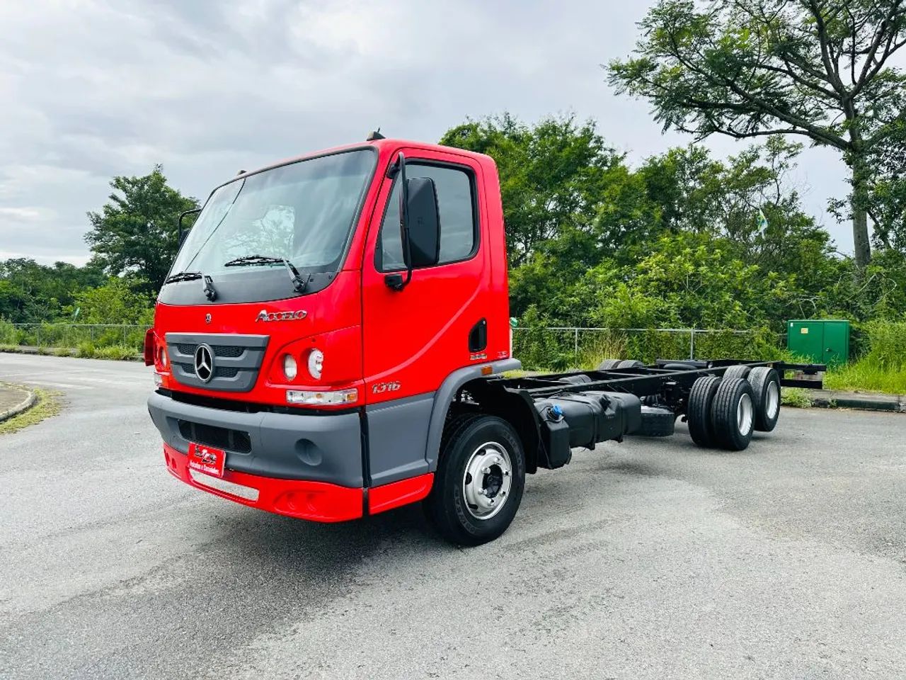 MB ACCELO 1316 6x2 TRUCADO COMPLETA