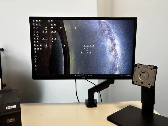 Monitor LG 27' 4k