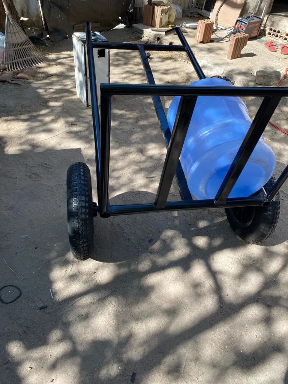 Carinho de cargas novo