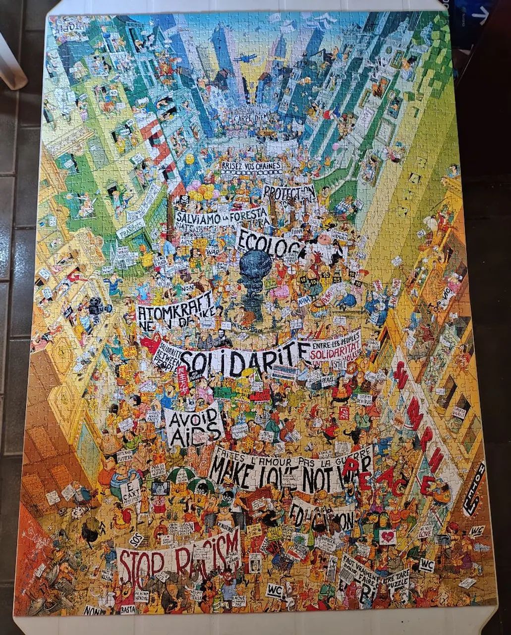 Quebra cabeça Heye 2000 peças  - Foto 2