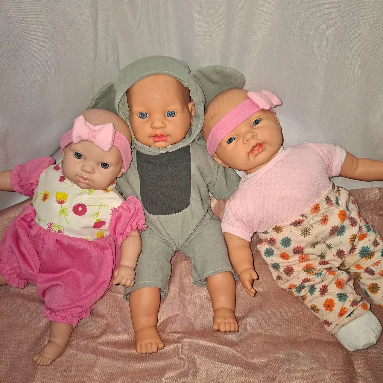Lotinho 3 Lindas Bonecas Bebês  - Foto 4