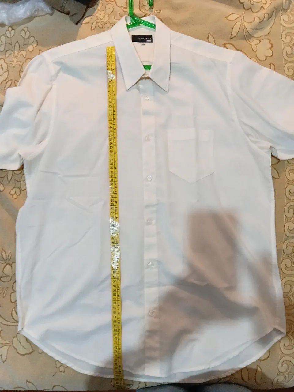 camisa de linho manga curta creme - Foto 4