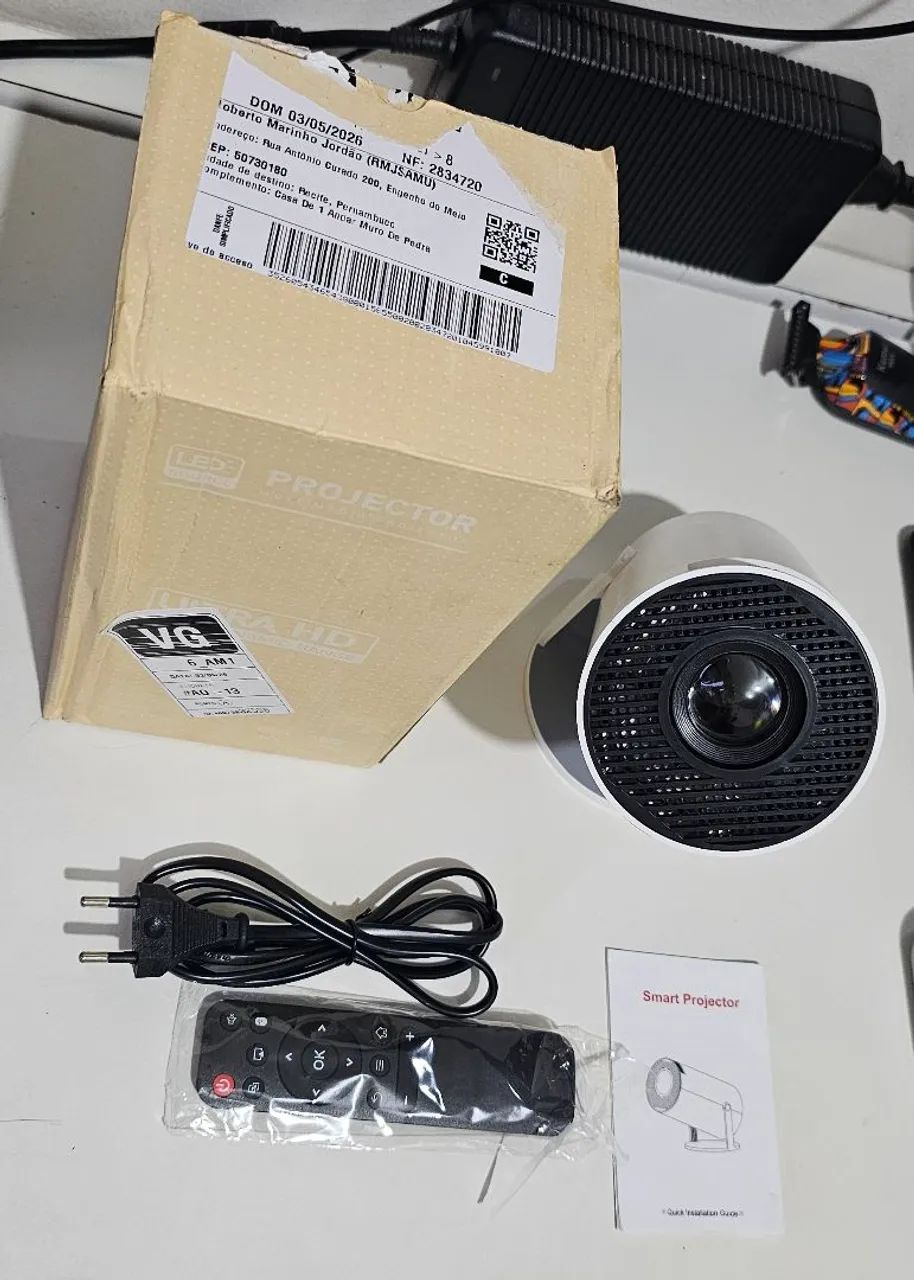 Projetor HY300 4K, Dual Wifi, Bluetooth,  entrada HDMI e Pendrive - Foto 3