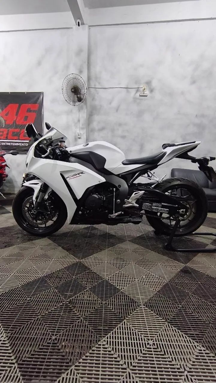 CBR 1000RR Fireblade 