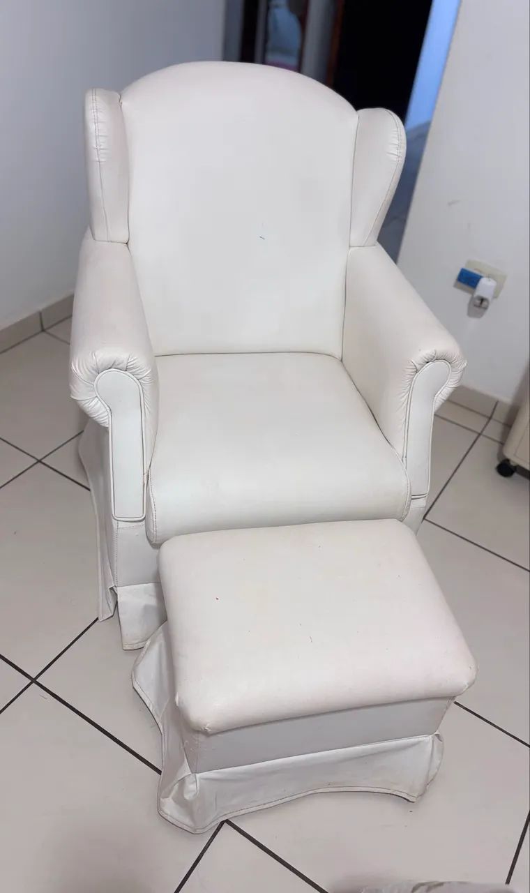 Poltrona amamentação de balanço com Puff - Foto 3