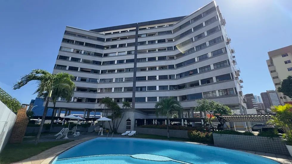 Apartamento semi-mobiliado com 3 quartos no Meireles - Foto 2