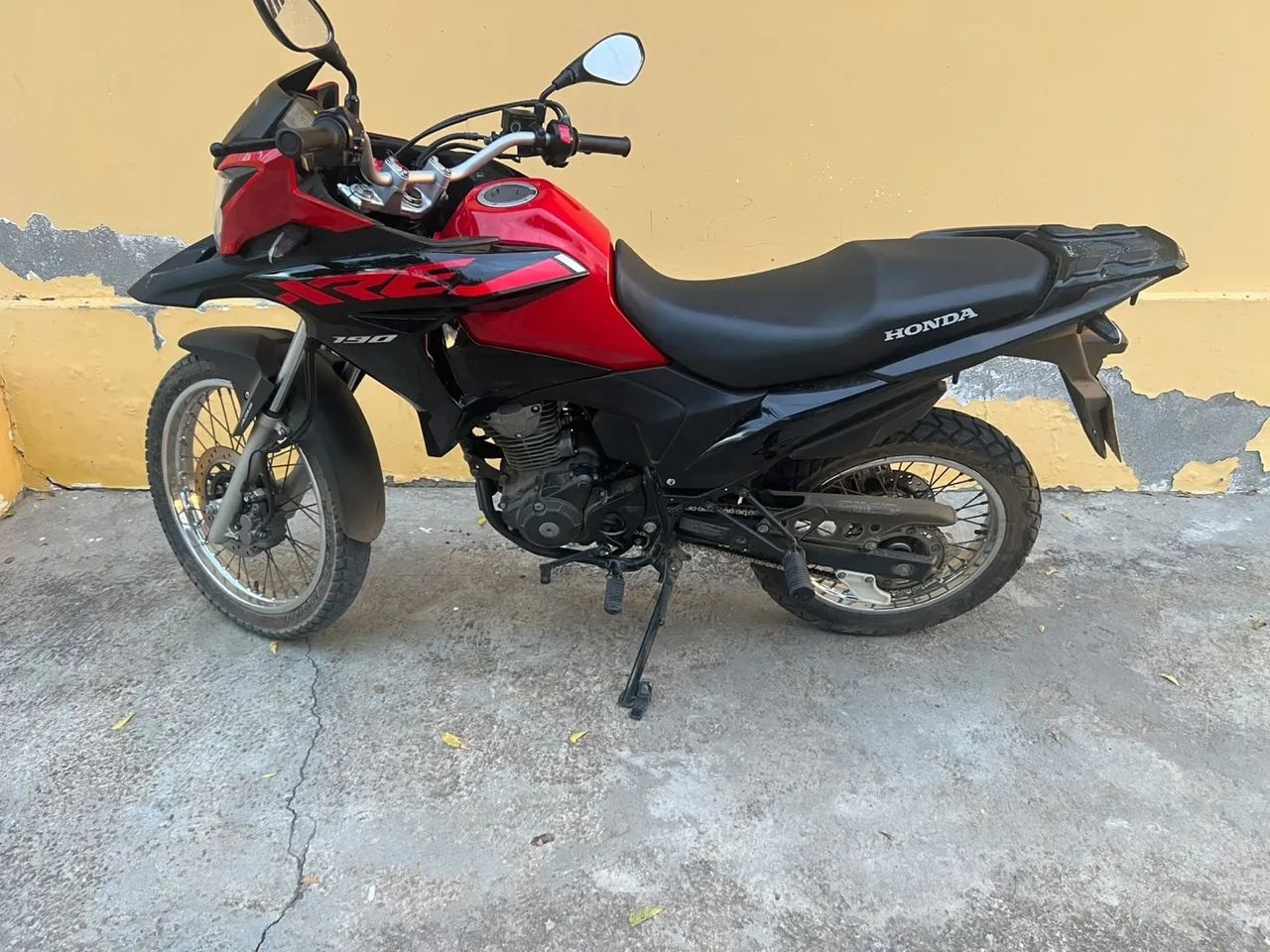 XRE 190