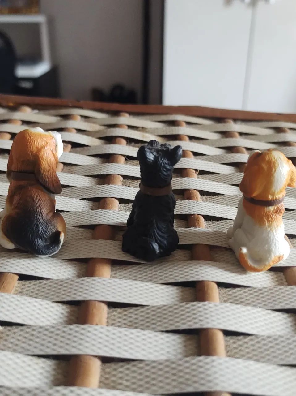 Miniaturas Cães e filhote surpresa DTC colecionáveis - Foto 4