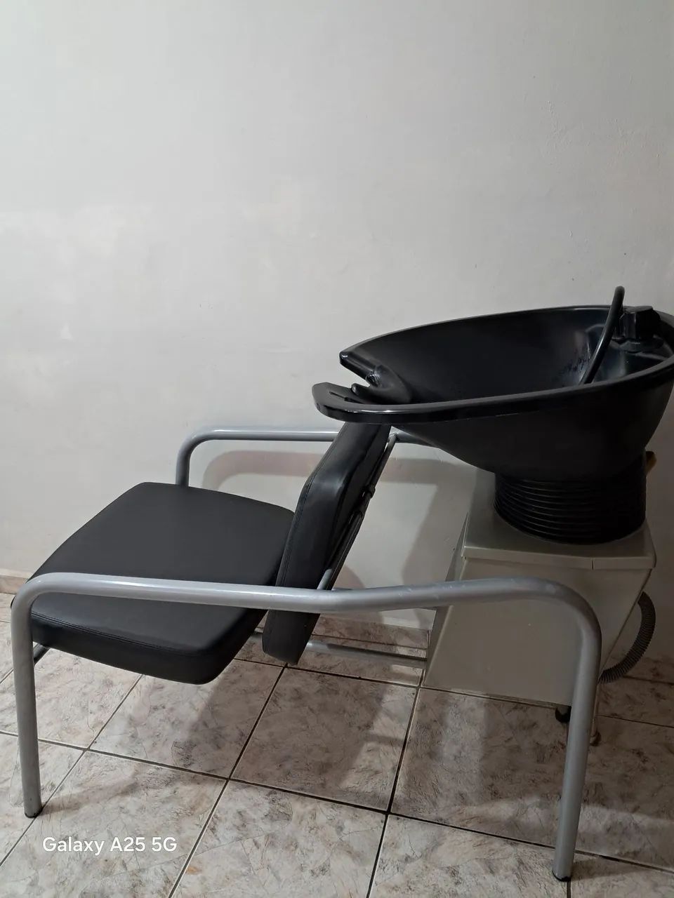 Beauty Salon Sink459238895728742401