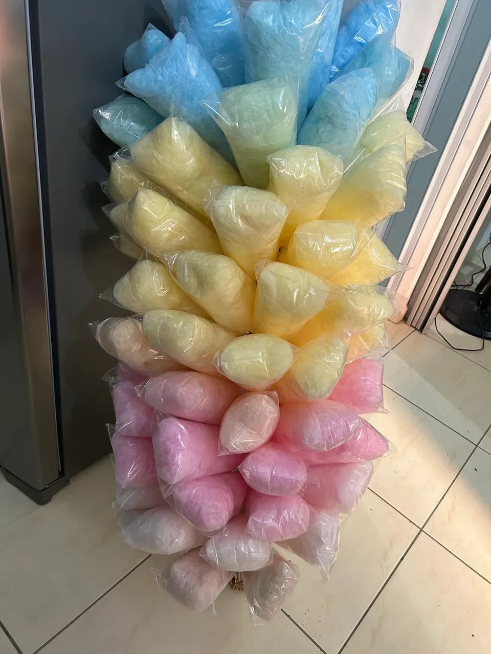 Algodão doce no suporte com 50 