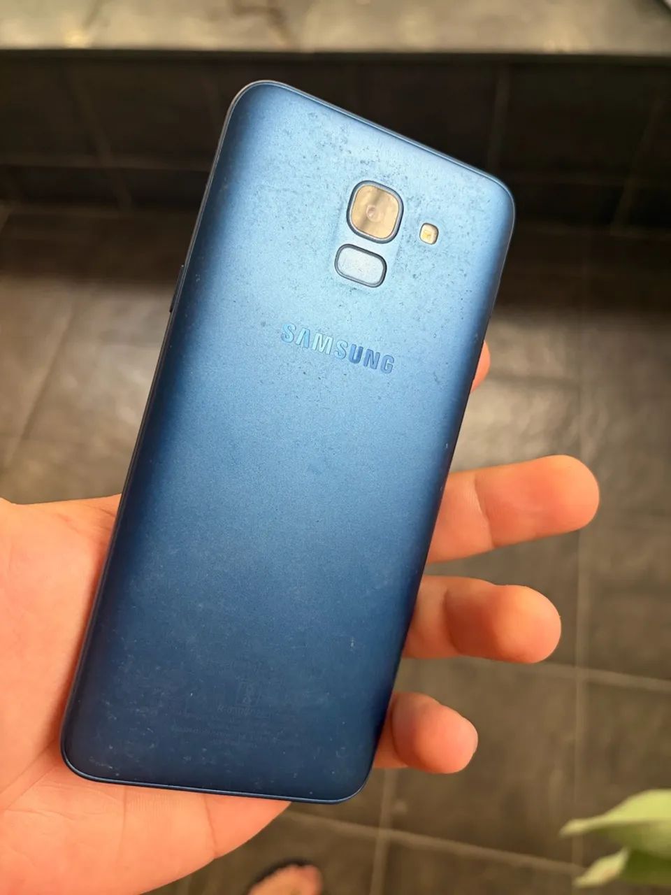 Samsung J6