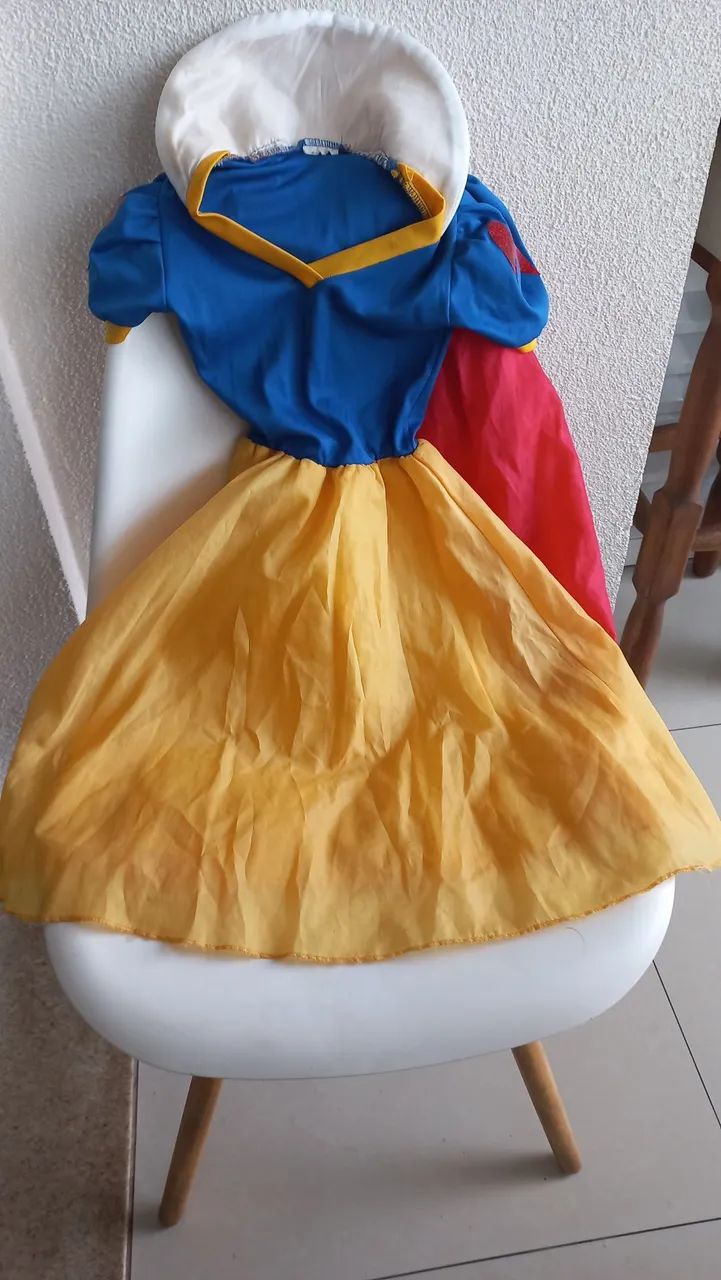Fantasia Branca de Neve65181957950082120