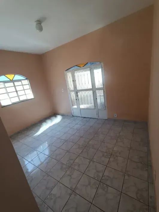 CASA COM 2 QUARTOS EM SENADOR VASCONCELOS
