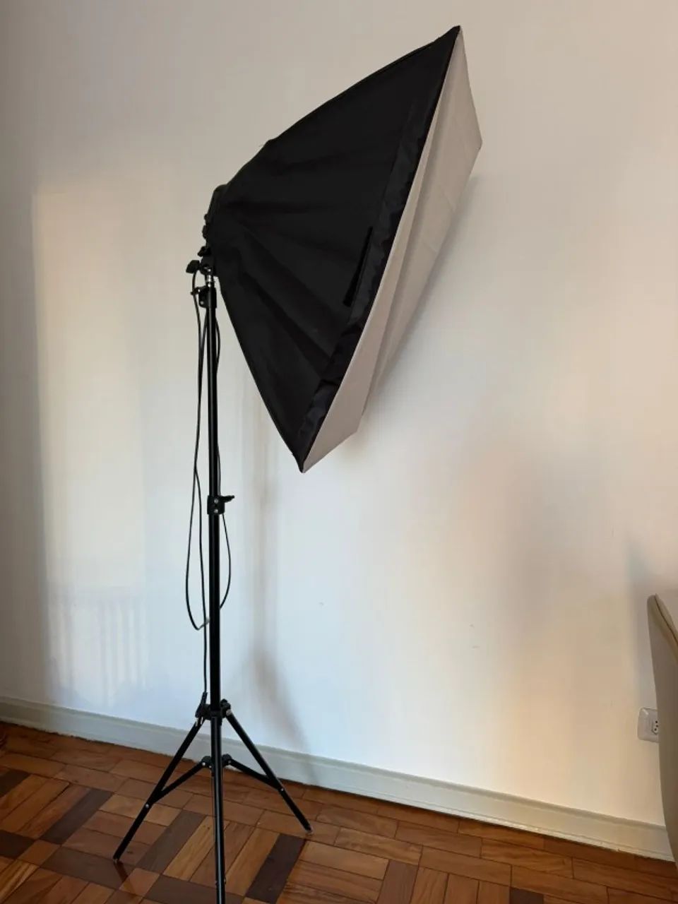 Softbox c/ tripé e lâmpadas 