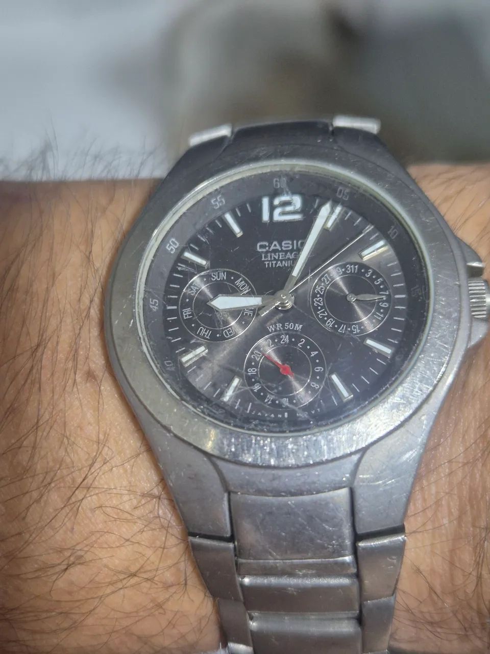 Relógio CASIO LINEAGE TITANIUM  2364   LIN-300   À QUARTZ   -   FUNCIONANDO PERFEITAMENTE - Foto 2