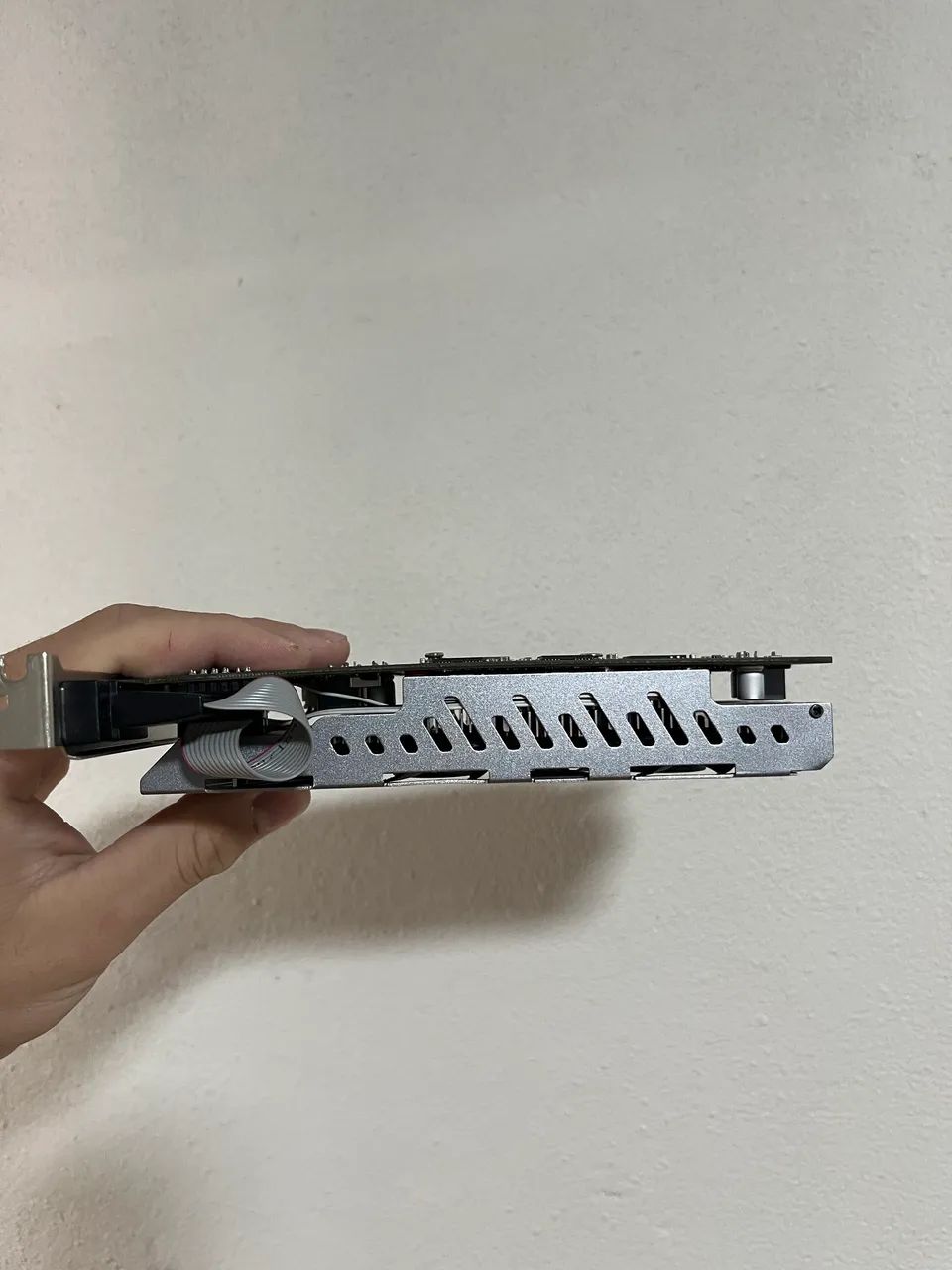 GTX 750 4GB LOW PROFILE  - Foto 2
