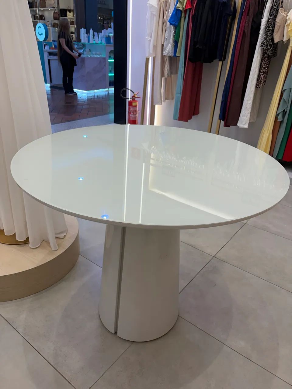 Mesa Moderna - Foto 3