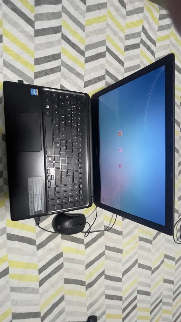 notebook Acer Aspire E1 - Foto 3