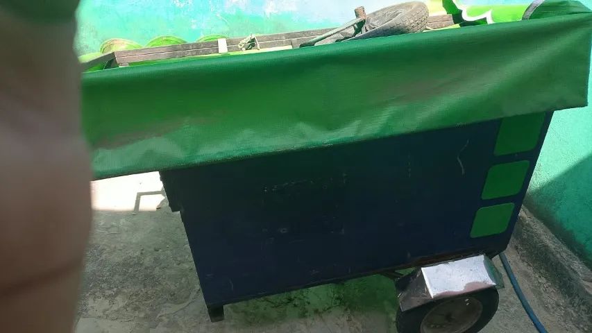 Carrinho de Açaí/Sorvete Completo com Guarda-Sol
