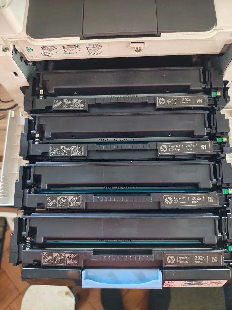 Impressora HP Color Laser Jet Pro MFP M281FDW - Foto 3