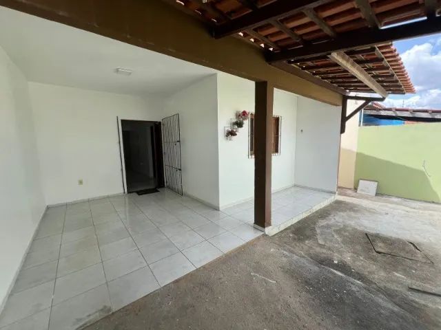 Alugo casa 2/4 com suíte Massaranduba