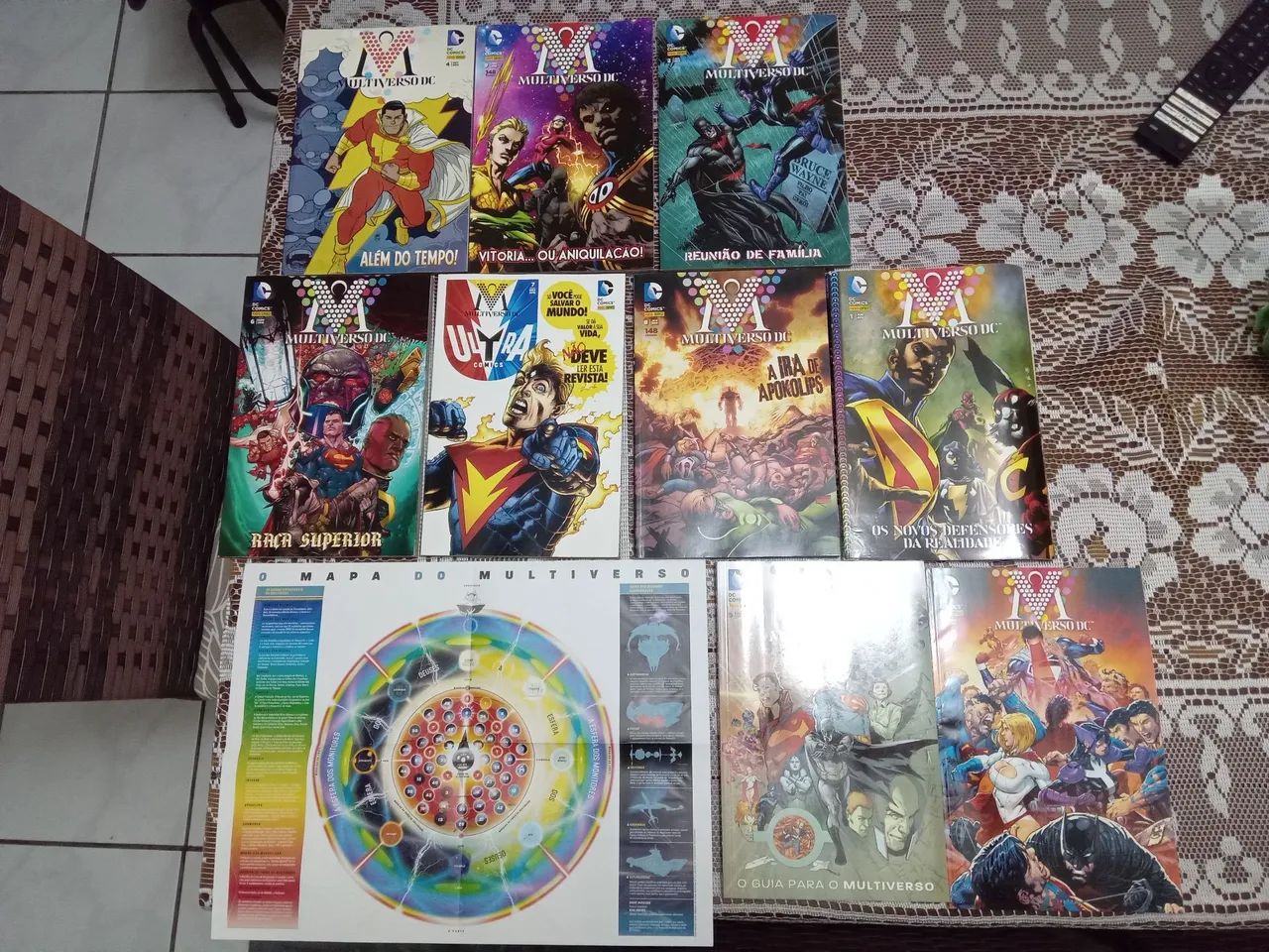 Coleção completa Multiverso DC, em 9 volumes da panini comics 