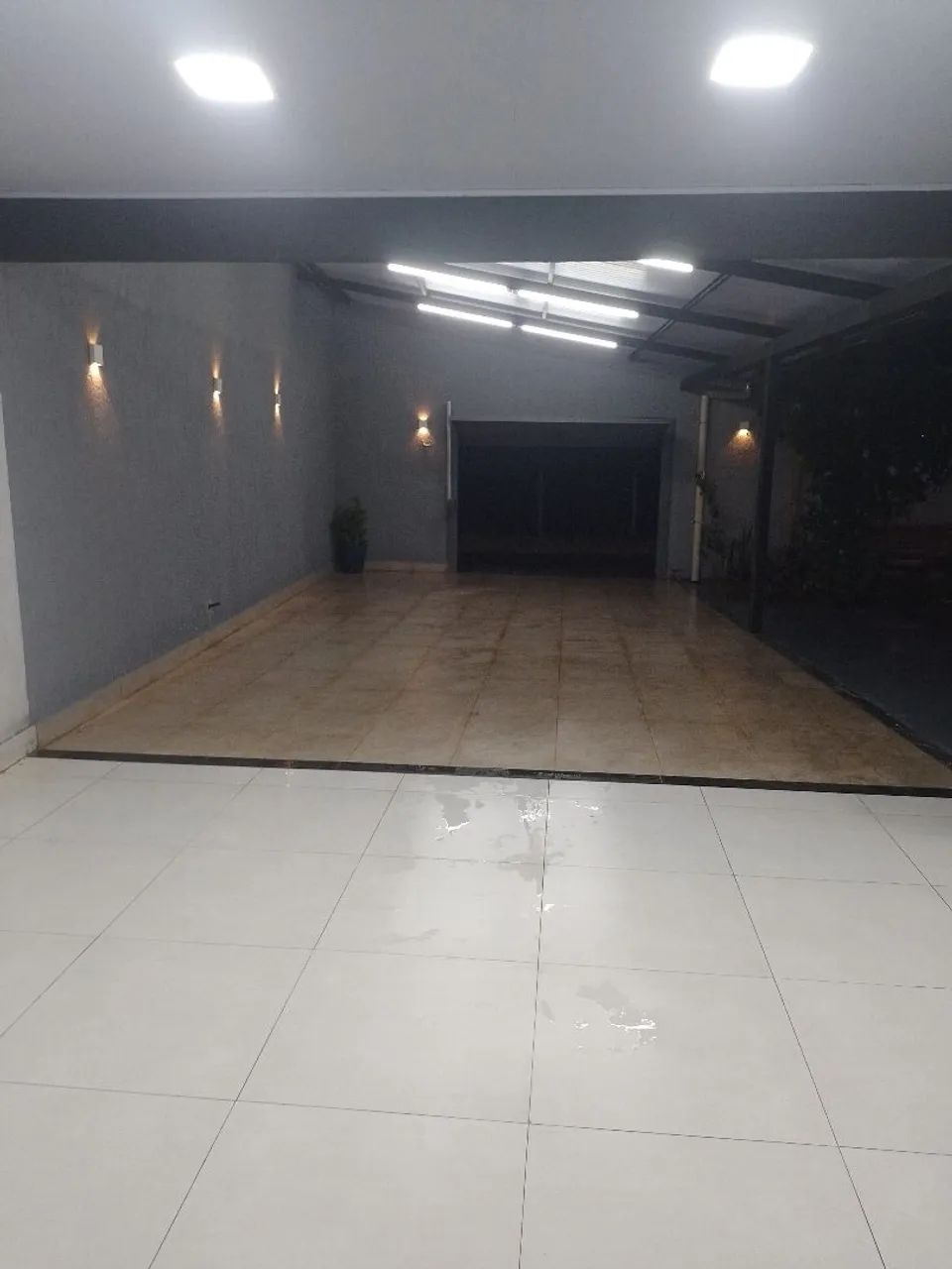 Moro sozinho  - Foto 2