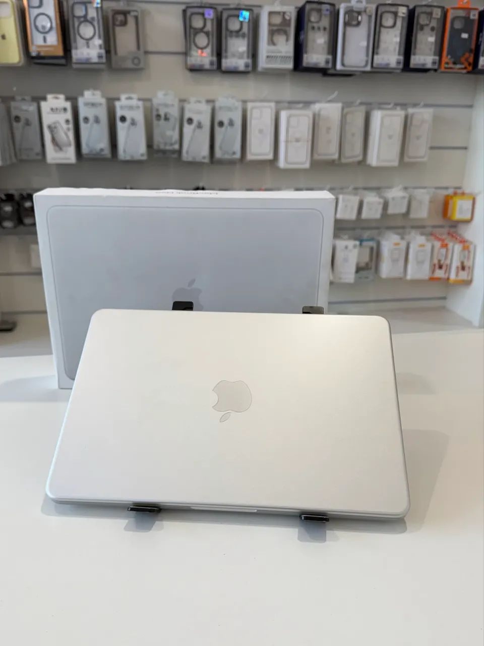 MacBook Neo 8/512 GB silver  - Foto 3