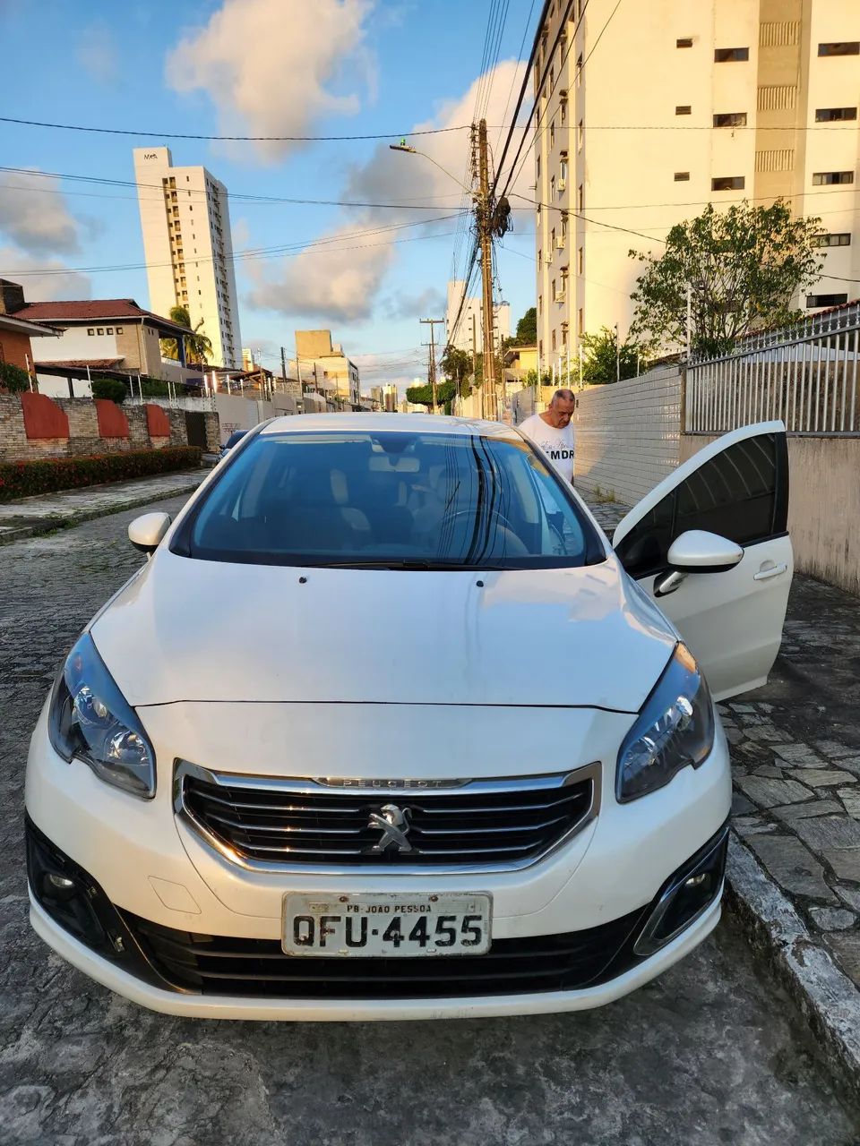 Peugeot 408 408 SED. BUS./ALLURE 1.6 TB FLEX 16V AUT 2017