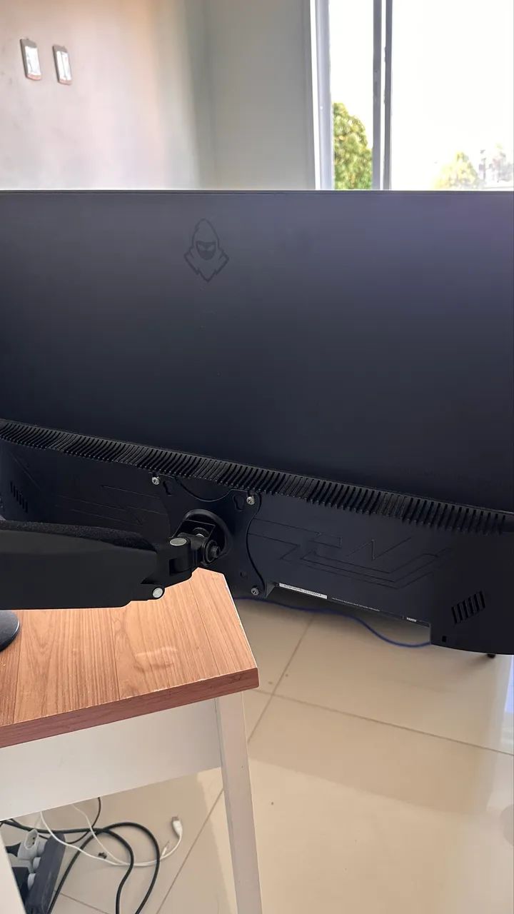 MONITOR MANCER 240HZ417561600517089283